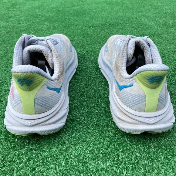 HOKA ONE ONE CLIFTON 9 - Women’s Running Shoes - SIZE 9B - Picture 4 of 10